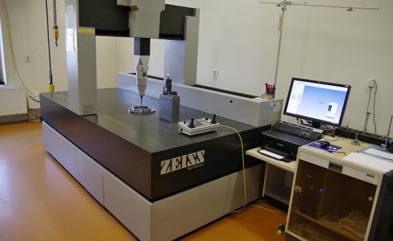 3D measuring machine Zeiss UMC850